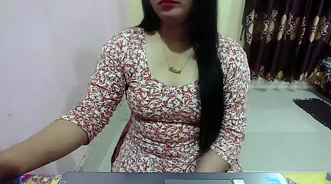Snapshot of LovelyRose69 chatting on January 2025 03:14:01 PM LovelyRose69 online show from January 2025 03:14:01 PM