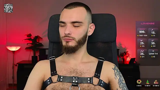 Snapshot of xteddy_bear chatting on January 2025 08:14:01 PM xteddy bear online show from January 2025 08:14:01 PM