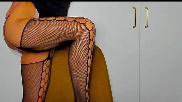 SuriFlirt online show from June 2026 11:31:02 PM