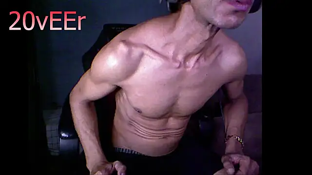 20vEEr online show from October 2025 09:33:01 PM