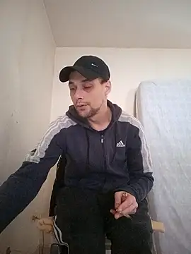 kx93 online show from January 2026 01:04:01 PM