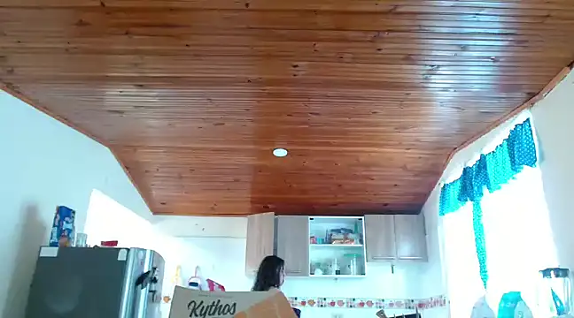 Cuty sexy hot online show from December 2024 05:51:01 PM