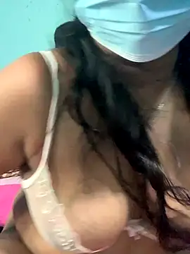 Snapshot of Shaky1998sl chatting on October 2025 04:43:02 AM Shaky1998sl online show from October 2025 04:43:02 AM