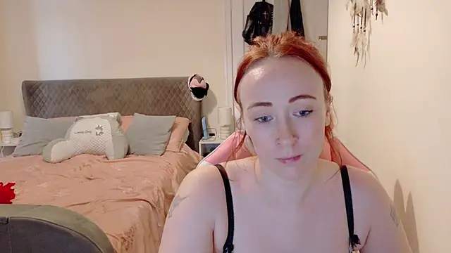 Snapshot of Teagan_B chatting on November 2025 02:45:02 PM Teagan B online show from November 2025 02:45:02 PM