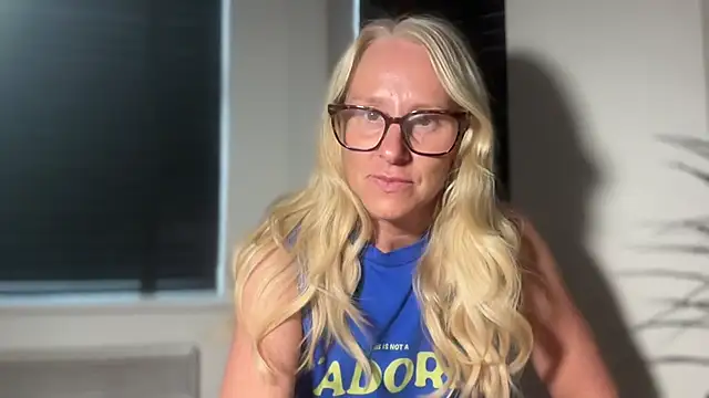 MelodyCollinsUk online show from September 2025 08:15:02 AM