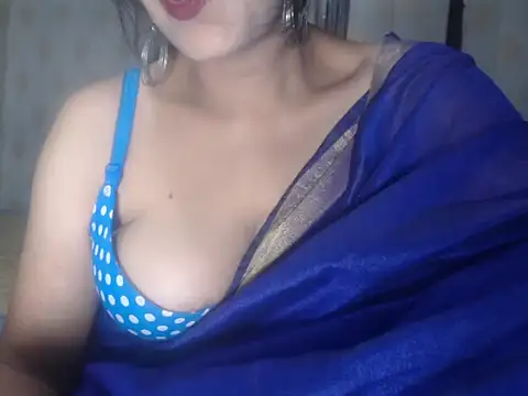 LustyShreya online show from October 2025 05:45:01 PM