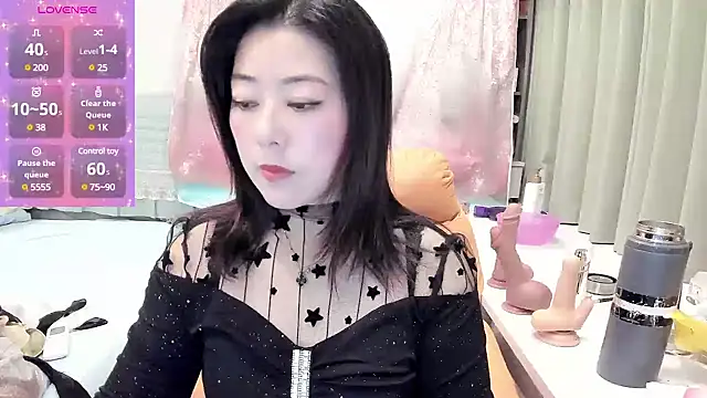 Crystal Wings online show from January 2025 01:08:02 PM