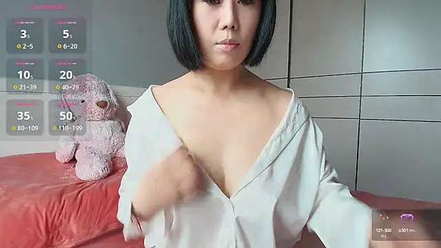 Snapshot of Mili-0 chatting on February 2025 05:49:02 AM Mili-0 online show from February 2025 05:49:02 AM