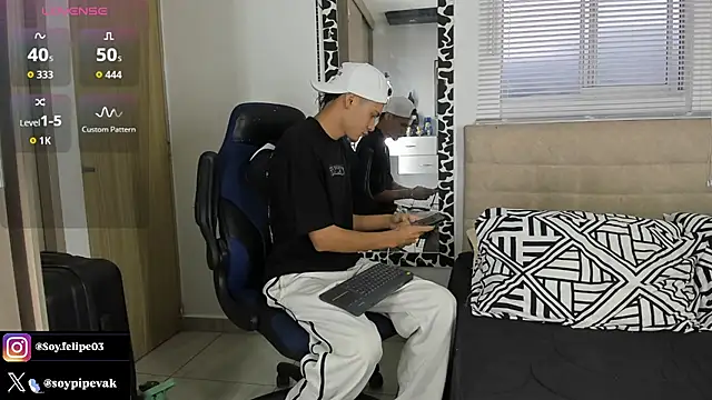 soyander03  online show from October 2025 11:21:02 AM