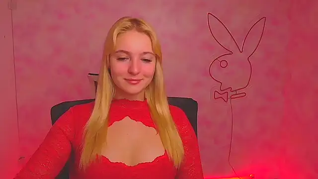 Snapshot of Milka_kiss_ chatting on December 2024 06:55:02 AM Milka kiss online show from December 2024 06:55:02 AM