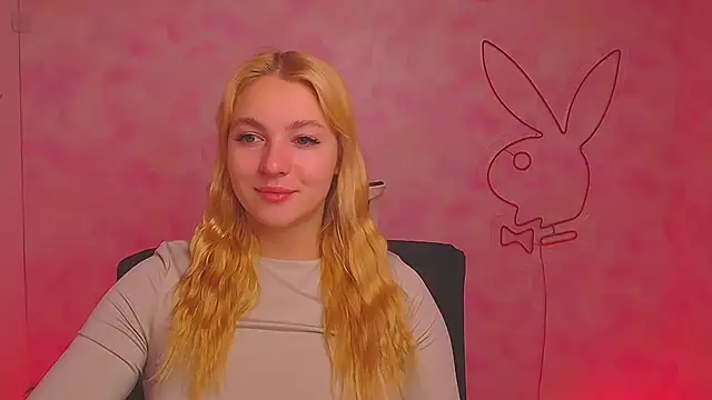 Snapshot of Milka_kiss_ chatting on December 2024 07:05:01 AM Milka kiss online show from December 2024 07:05:01 AM