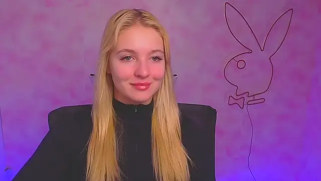 Snapshot of Milka_kiss_ chatting on December 2024 06:56:02 AM Milka kiss online show from December 2024 06:56:02 AM