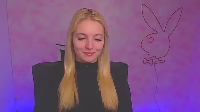 Snapshot of Milka_kiss_ chatting on December 2024 10:02:01 AM Milka kiss online show from December 2024 10:02:01 AM