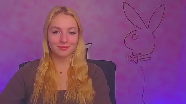 Snapshot of Milka_kiss_ chatting on December 2024 06:51:01 AM Milka kiss online show from December 2024 06:51:01 AM