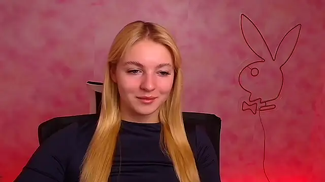 Snapshot of Milka_kiss_ chatting on December 2024 07:00:02 AM Milka kiss online show from December 2024 07:00:02 AM