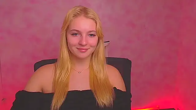 Snapshot of Milka_kiss_ chatting on January 2025 04:02:02 PM Milka kiss online show from January 2025 04:02:02 PM