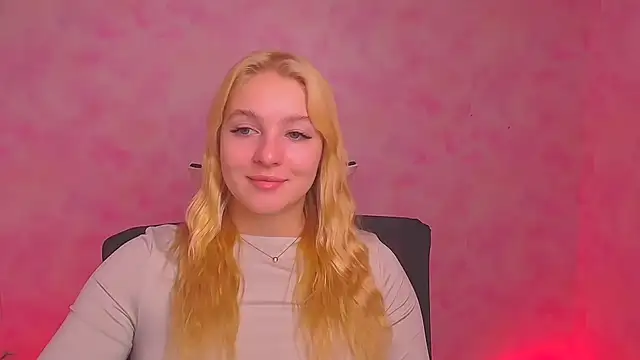 Snapshot of Milka_kiss_ chatting on January 2025 11:03:02 AM Milka kiss online show from January 2025 11:03:02 AM