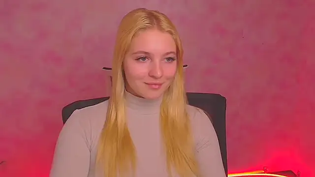 Snapshot of Milka_kiss_ chatting on January 2025 03:23:01 PM Milka kiss online show from January 2025 03:23:01 PM