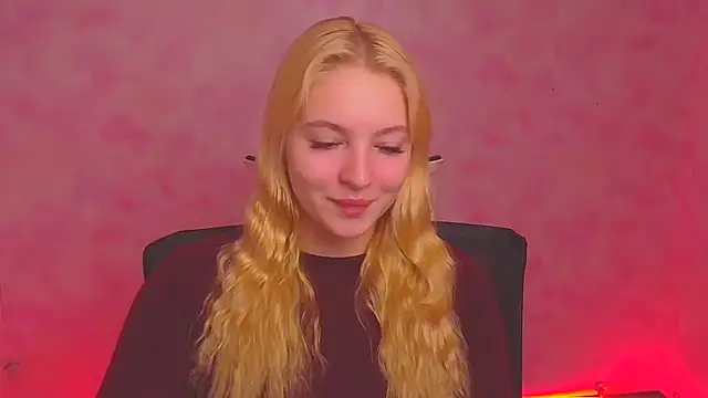 Snapshot of Milka_kiss_ chatting on January 2025 07:04:01 AM Milka kiss online show from January 2025 07:04:01 AM