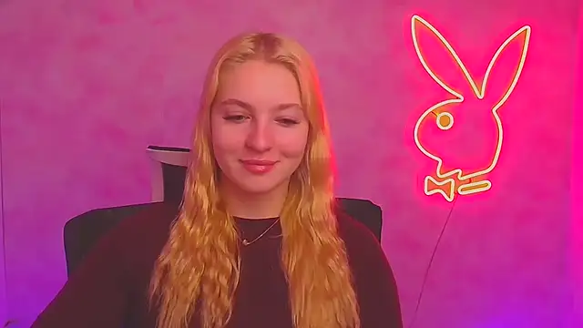 Snapshot of Milka_kiss_ chatting on January 2025 06:56:01 AM Milka kiss online show from January 2025 06:56:01 AM