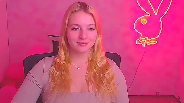 Snapshot of Milka_kiss_ chatting on February 2025 10:58:01 AM Milka kiss online show from February 2025 10:58:01 AM