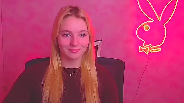 Snapshot of Milka_kiss_ chatting on February 2025 07:05:01 AM Milka kiss online show from February 2025 07:05:01 AM