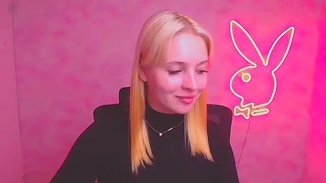 Snapshot of Milka_kiss_ chatting on September 2025 11:45:01 AM Milka kiss online show from September 2025 11:45:01 AM