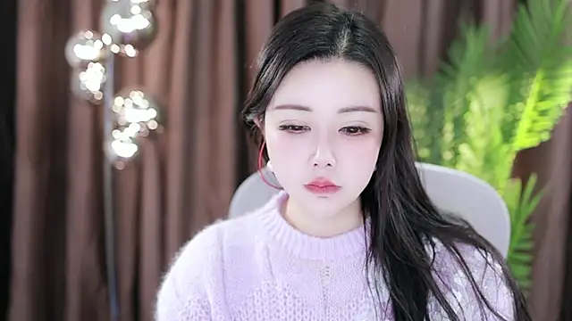 Snapshot of Qiaoqiao_ chatting on January 2025 04:18:01 AM Qiaoqiao online show from January 2025 04:18:01 AM