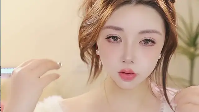 Qiaoqiao  online show from March 2026 12:52:01 PM