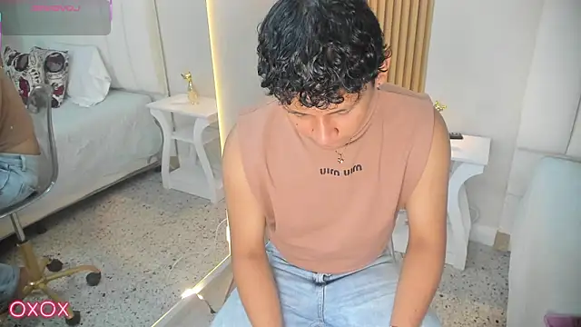 axel ps online show from October 2025 03:53:01 AM