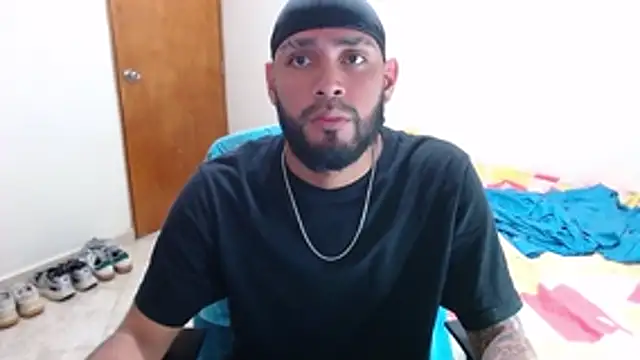 Snapshot of samir_music chatting on October 2025 03:17:01 AM samir music online show from October 2025 03:17:01 AM