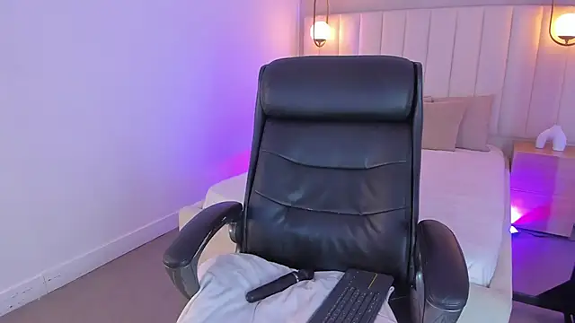 kosmic Angel online show from March 2025 06:41:02 PM