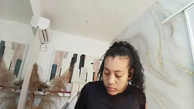 flavia cruz online show from June 2026 12:29:02 PM