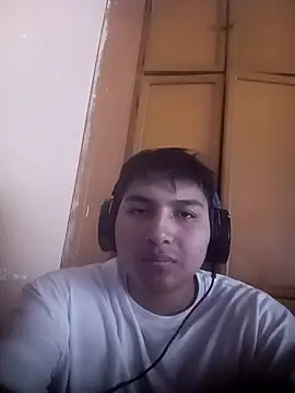 LoganFinds online show from December 2025 06:15:01 PM