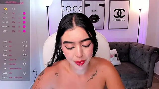 zoee jackson online show from January 2025 07:01:02 PM