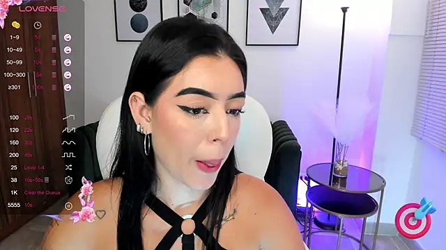 zoee jackson online show from February 2025 06:59:01 PM