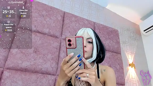 LilitRobins online show from January 2025 01:39:02 AM