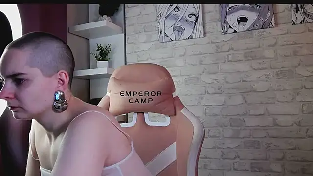 ManuTaya online show from February 2026 03:17:02 PM