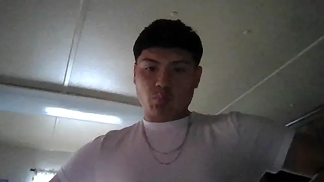 Snapshot of Papichulo2332 chatting on October 2025 12:05:02 AM Papichulo2332 online show from October 2025 12:05:02 AM