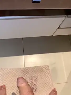 Snapshot of smithrosinha chatting on January 2025 04:42:01 PM smithrosinha online show from January 2025 04:42:01 PM