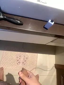 Snapshot of smithrosinha chatting on January 2025 03:28:02 PM smithrosinha online show from January 2025 03:28:02 PM