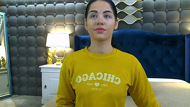 LeyaCass online show from November 2025 03:43:02 AM