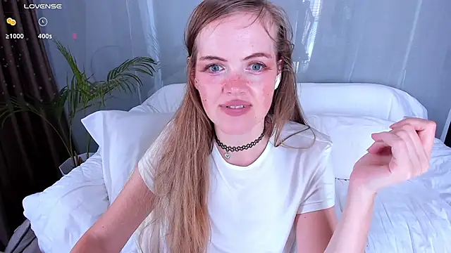 CutieEllie online show from March 2026 05:22:01 AM