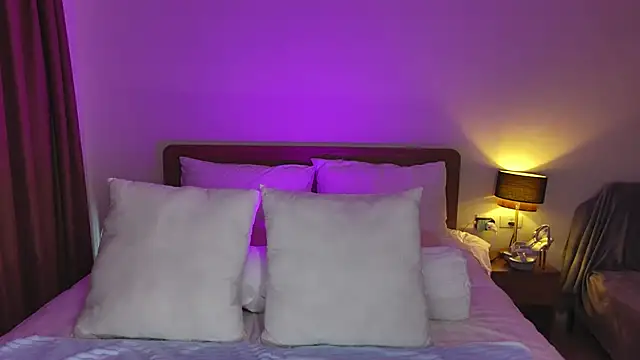 Snapshot of YourSexyNeighbour chatting on December 2024 03:14:02 AM YourSexyNeighbour online show from December 2024 03:14:02 AM