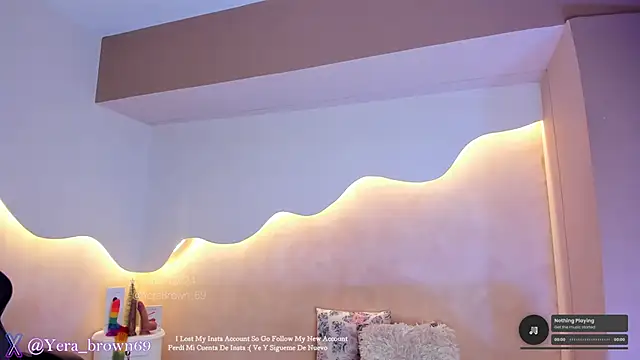 yerabrown69 online show from December 2024 12:44:01 PM