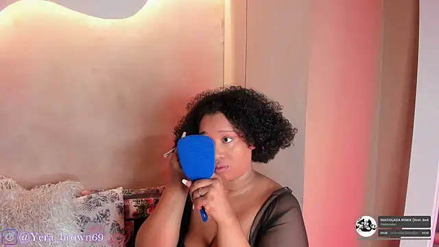 yerabrown69 online show from January 2025 12:21:01 PM