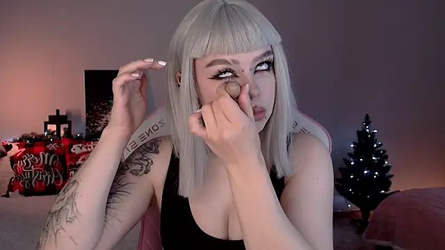 Snapshot of meowceline chatting on November 2025 07:30:01 AM meowceline online show from November 2025 07:30:01 AM