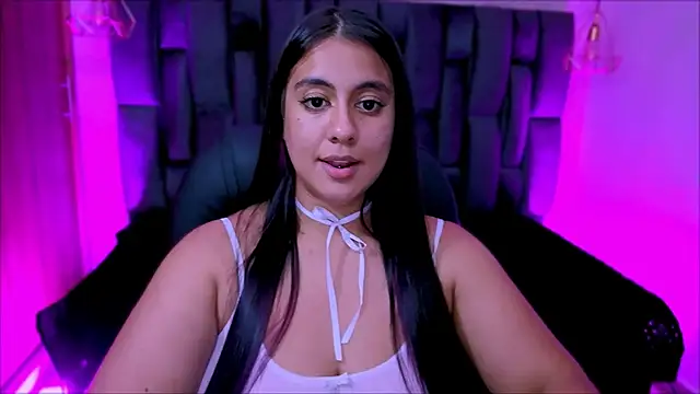 Xisu  online show from April 2026 09:04:02 PM