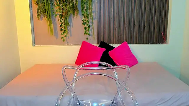 Snapshot of AmyBarton02 chatting on September 2025 03:45:01 PM AmyBarton02 online show from September 2025 03:45:01 PM