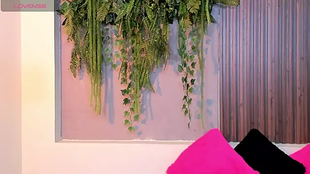 Snapshot of AmyBarton02 chatting on September 2025 04:01:01 PM AmyBarton02 online show from September 2025 04:01:01 PM